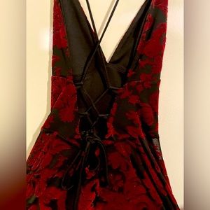 XS, Lucy In The Sky Gown Dress, Red velvet and Black